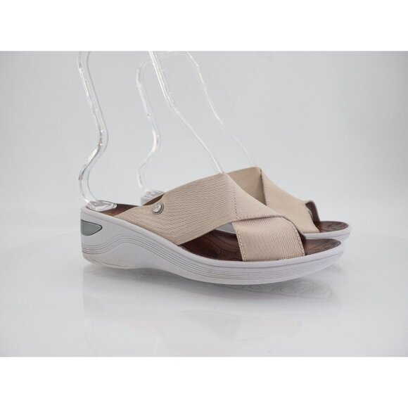 Bzees Women's Desire Sandals 8 Wedge Heel Slip On Beige Textile Casual Comfy - Picture 1 of 12